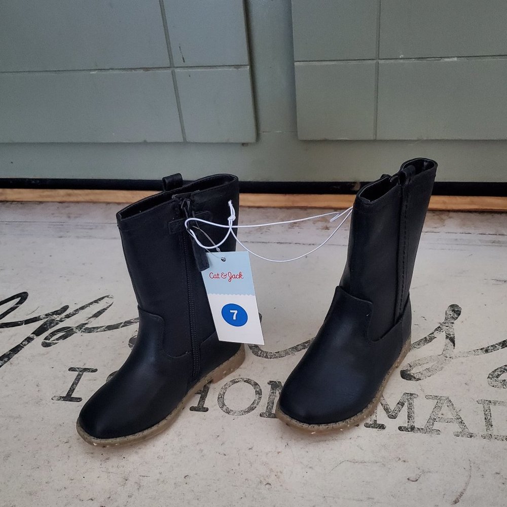 NWT Cat & Jack tall girl boots 7